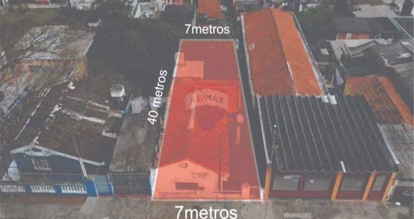 Vende terreno de 280 m² - excelente oportunidade para construtor ou investidor (aceita permuta e proposta).