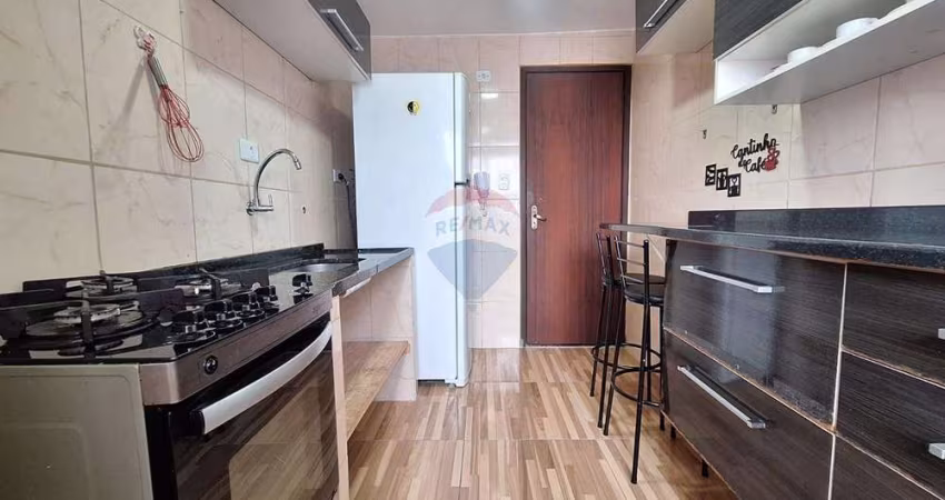 Apartamento mobiliado à venda com 2 dormitórios, 48 m², e vaga fixa, na Zona Norte de São Paulo.