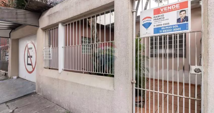 Oportunidade para compra de casa térrea  próxima à nova estação de metrô!