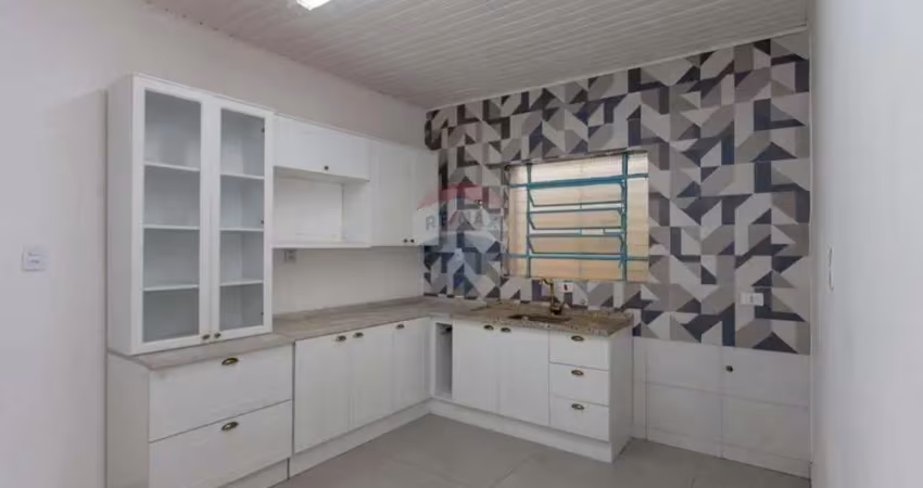 Casa térrea na freguesia do ó com 2 dormitórios, 2 banheiros e 2 vagas