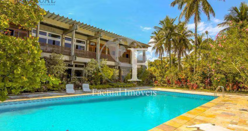 Casa com 5 dormitórios à venda, 800 m² por R$ 3.980.000,00 - Praia de Pernambuco - Guarujá/SP