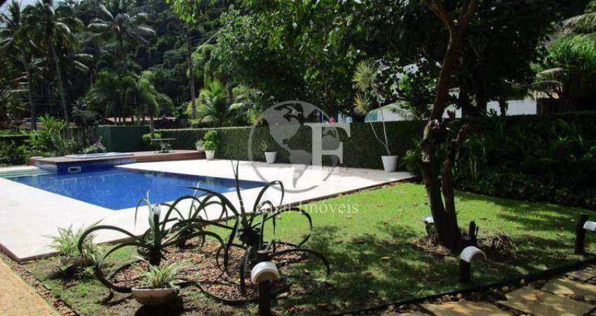Casa com 4 dormitórios à venda, 400 m² por R$ 3.000.000,00 - Albamar - Guarujá/SP