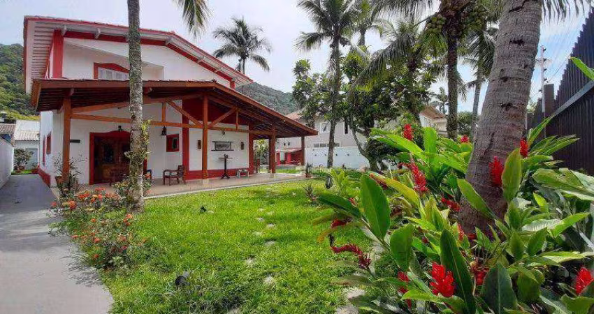Casa com 5 dormitórios à venda, 380 m² por R$ 2.500.000,00 - Guaiuba - Guarujá/SP