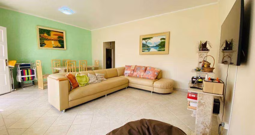 Village com 3 dormitórios à venda, 200 m² por R$ 950.000,00 - Enseada - Guarujá/SP