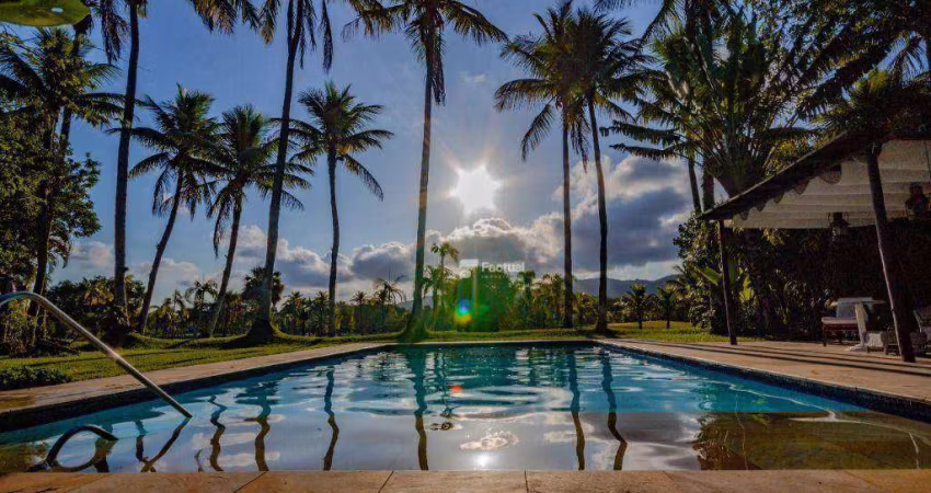 Casa com 5 dormitórios à venda, 650 m² por R$ 3.700.000,00 - Praia de Pernambuco - Guarujá/SP