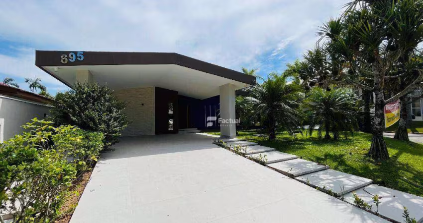 Casa com 6 dormitórios à venda, 458 m² por R$ 4.900.000,00 - Acapulco - Guarujá/SP