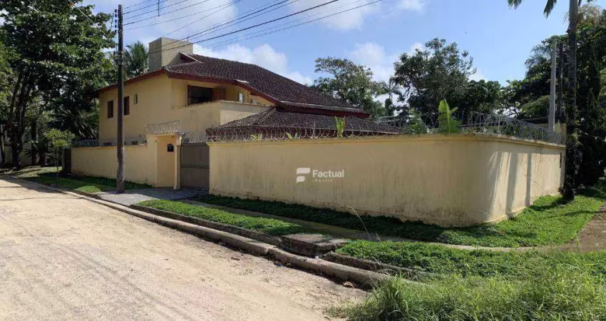 Casa com 5 dormitórios à venda, 324 m² por R$ 1.250.000,00 - Praia de Pernambuco - Guarujá/SP