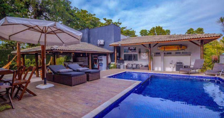 Casa com 7 dormitórios à venda, 480 m² por R$ 2.500.000,00 - Praia de Pernambuco - Guarujá/SP
