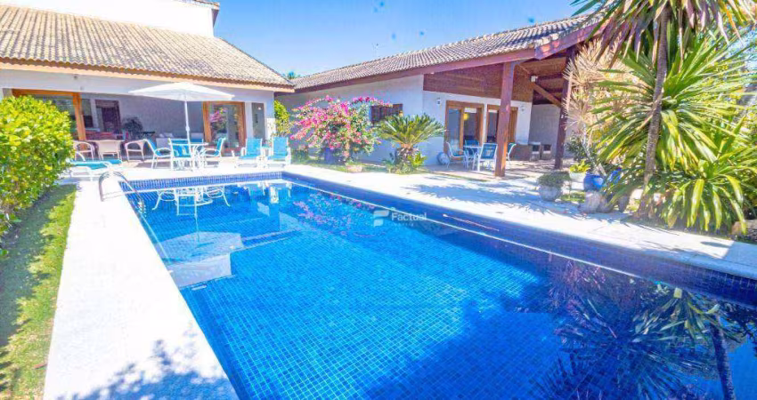 Casa com 6 dormitórios à venda, 349 m² por R$ 2.000.000,00 - Praia de Pernambuco - Guarujá/SP