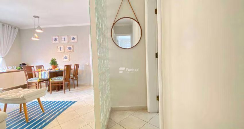 Apartamento a venda na Praia da Enseada a poucos minutos do mar!