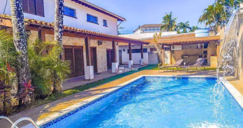 Casa com 4 dormitórios à venda, 280 m² por R$ 1.100.000,00 - Praia de Pernambuco - Guarujá/SP