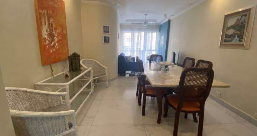 Apartamento à venda em Guarujá, na Praia de Pitangueiras,