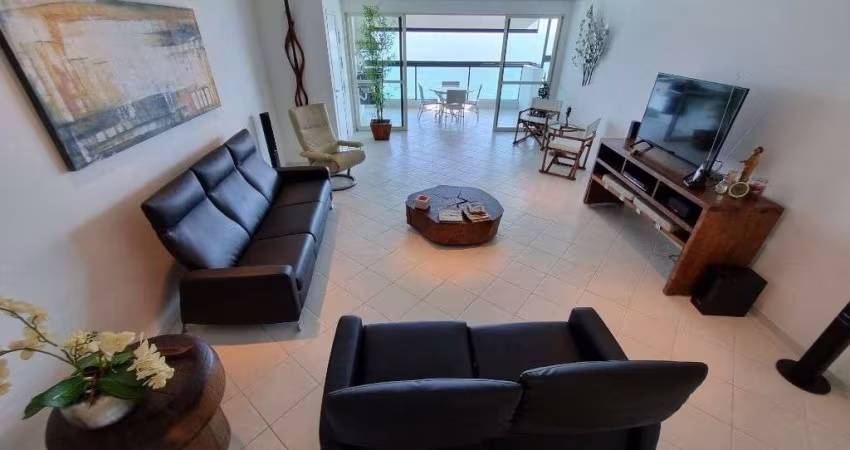 Apartamento com 3 dormitórios à venda, 184 m² por R$ 1.600.000,00 - Pitangueiras - Guarujá/SP
