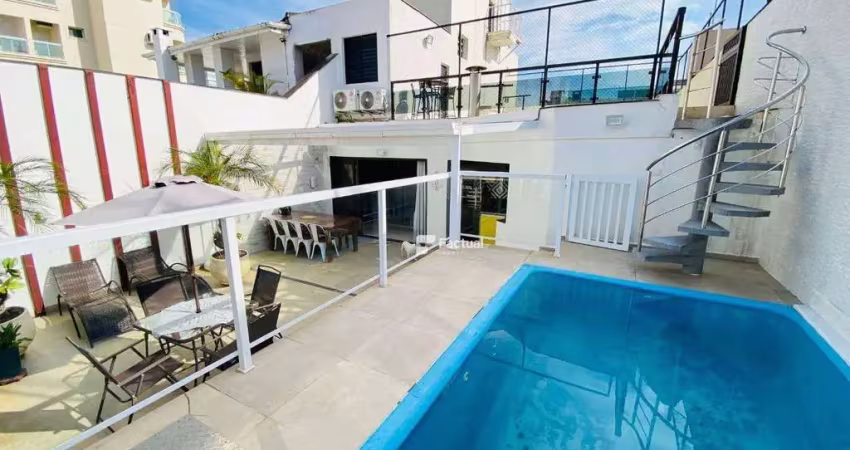 Cobertura com 3 dormitórios à venda, 220 m² por R$ 1.100.000,00 - Enseada - Guarujá/SP