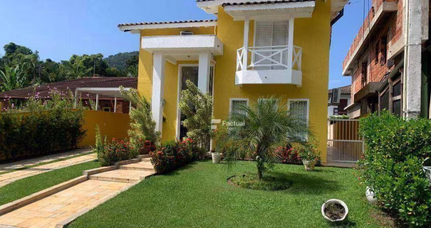 Casa com 3 dormitórios à venda, 198 m² por R$ 1.800.000,00 - Pernambuco II - Guarujá/SP