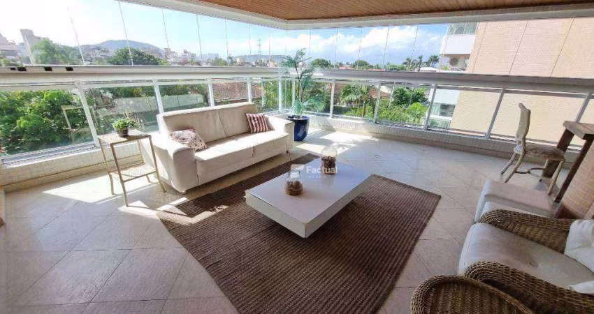 Apartamento à venda na Praia da Enseada - Guarujá/SP.