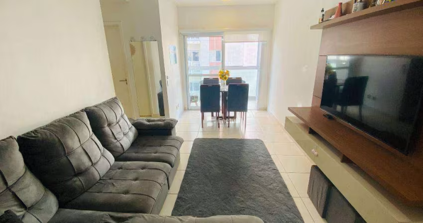 Apartamento à venda na Praia da Enseada no Guarujá/SP.