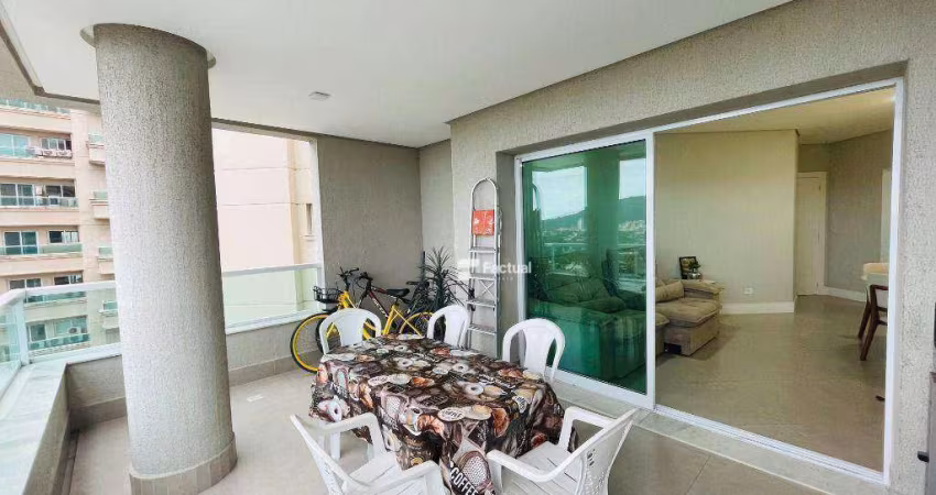 Apartamento à venda na Praia da Enseada no Guarujá/SP.