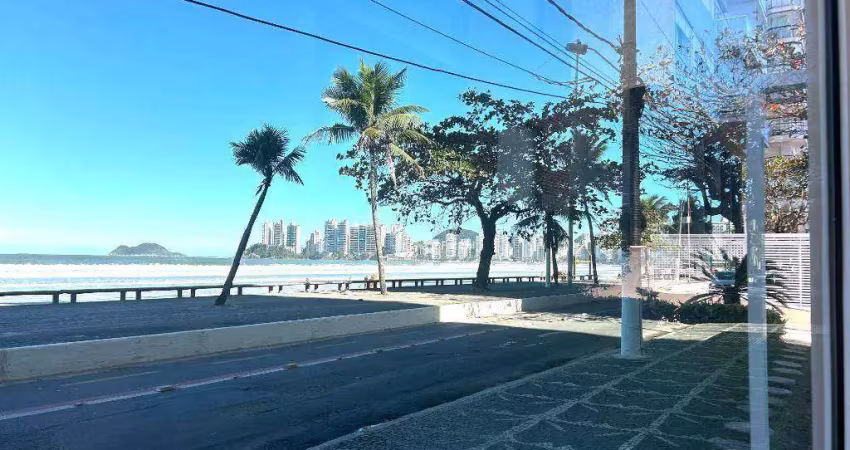 Apartamento com 123m², em praia das pitangueiras, em prédio frente mar.