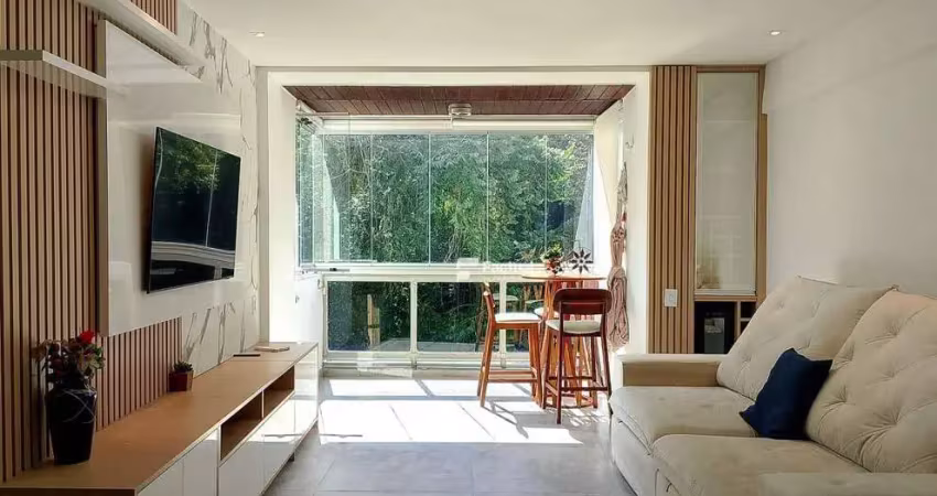 Apartamento à venda na praia das pitangueiras. guarujá - sp.