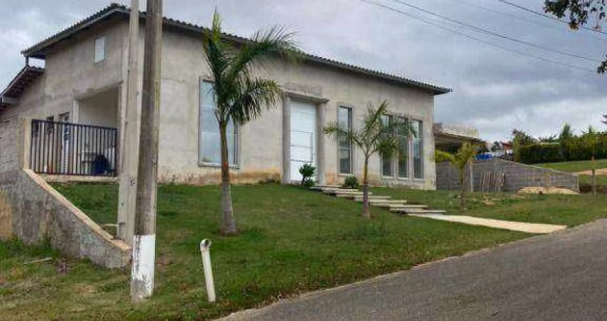 Casa com 3 dormitórios à venda, 327 m² por R$ 900.000,00 - Condomínio Village Serra - Araçoiaba da Serra/SP