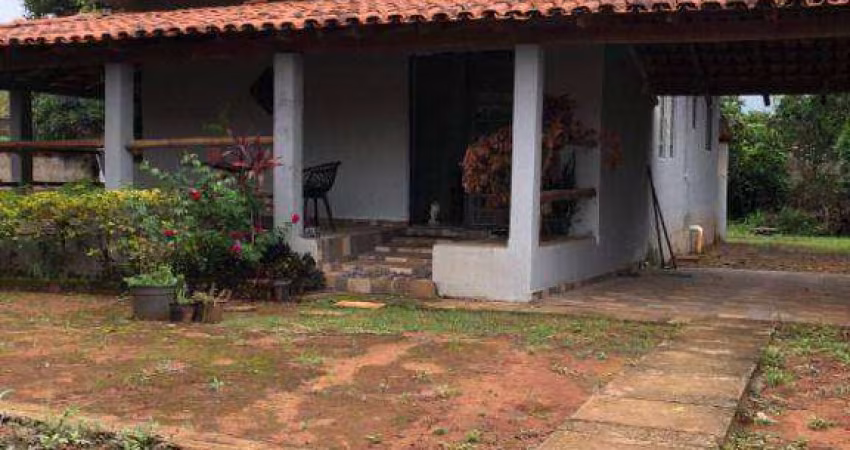 Chácara com 3 dormitórios à venda, 800 m² por R$ 350.000 - Jardim Colonial I - Araçoiaba da Serra/SP