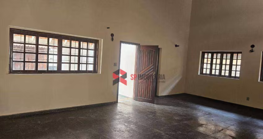 Casa com 5 dormitórios, 280 m² - venda por R$ 900.000,00 ou aluguel por R$ 4.000,00/mês - Vila Resende - Caçapava/SP