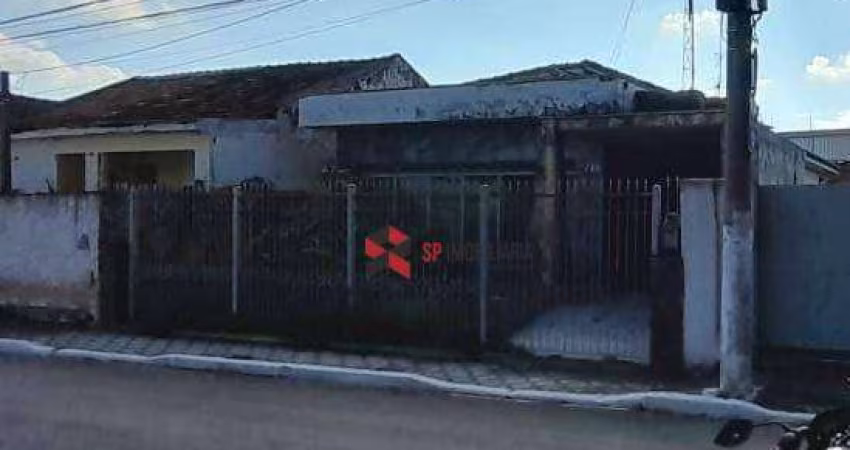 Casa com 3 dormitórios à venda por R$ 550.000 - Vila São João - Caçapava/SP