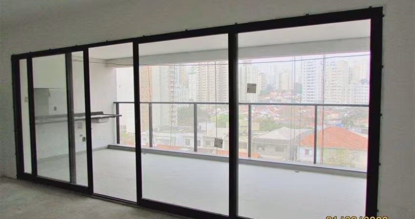 Apartamento para venda possui 151 metros quadrados com 3 quartos em Vila Romana - São Paulo - SP