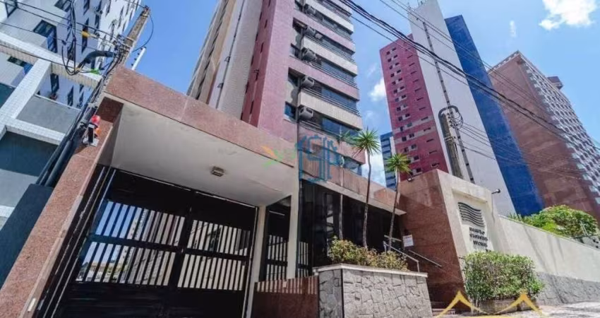 Mansão  Georgina - Apartamento  Petrópolis/condomínio Mansão Gorgina/Alto padrão/próximo ao mar