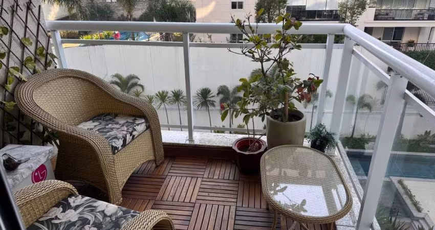 Apartamento à Venda Rua Pio XI, 2 Suítes 2 Vagas Alto de Pinheiros/SP