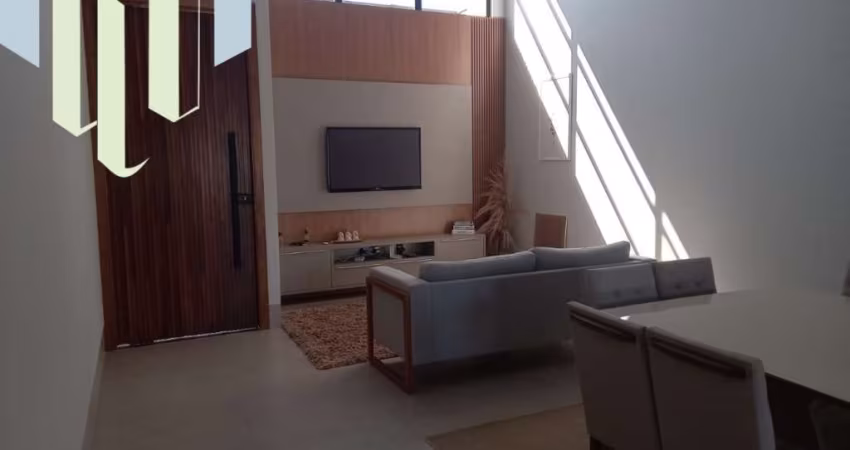 Casa em condomínio Damha à venda com 03 suítes, piscina, ar condicionado, rica em planejados, quadras, salão de festas ,ronda e portaria 24hrs.