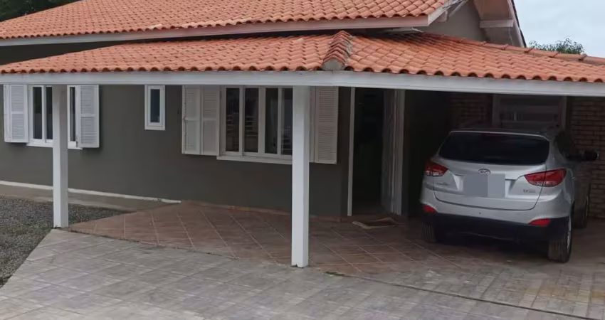 Casa Padrão para Venda em Rio Vermelho Florianópolis-SC