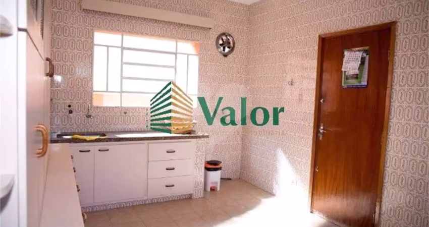 Casa à venda com 3 quartos, sendo 1 suíte,  em núcleo residencial silvio vilari, são carlos - sp