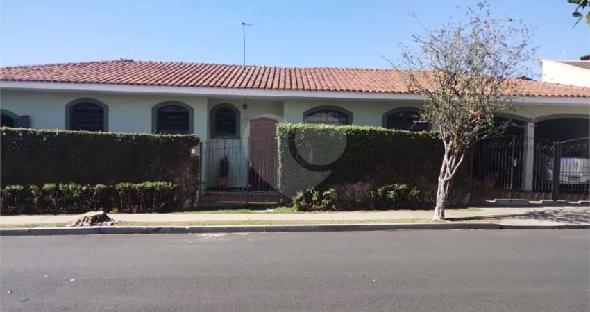 Casa a venda no Planalto Paraíso com 3 dorms sendo 01 suite