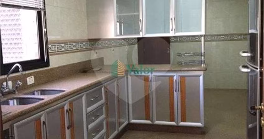 Apartamento-São Carlos-Centro | Ref.: REO628651