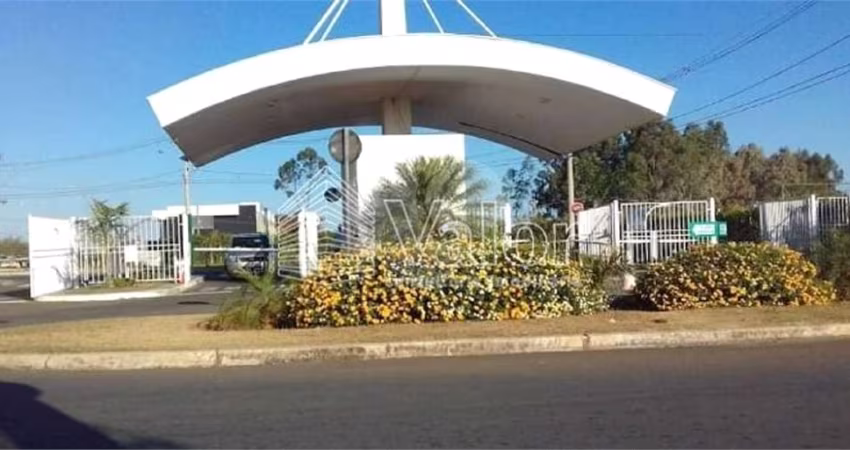 Casa em condomínio com 3 dormitórios