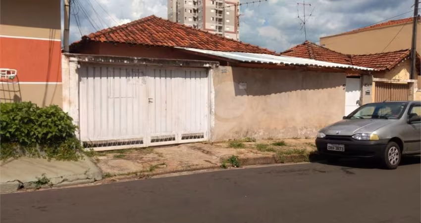 Residência próxima a Igreja São Judas Tadeu