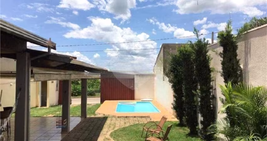 Casa com piscina