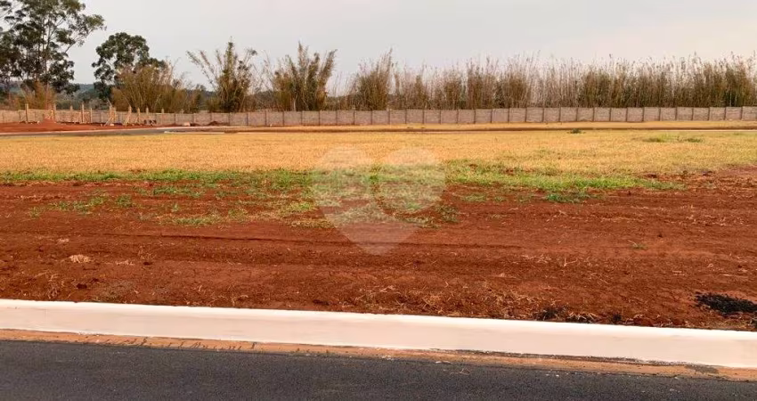 Terreno contendo 252,53 m² de área total .