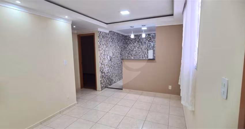 Apartamento no Condomínio Monte Everest.