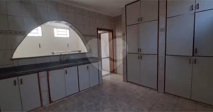 Casa à venda com 3 quartos, sendo 1 suíte,  em parque residencial maria stella faga, são carlos - sp