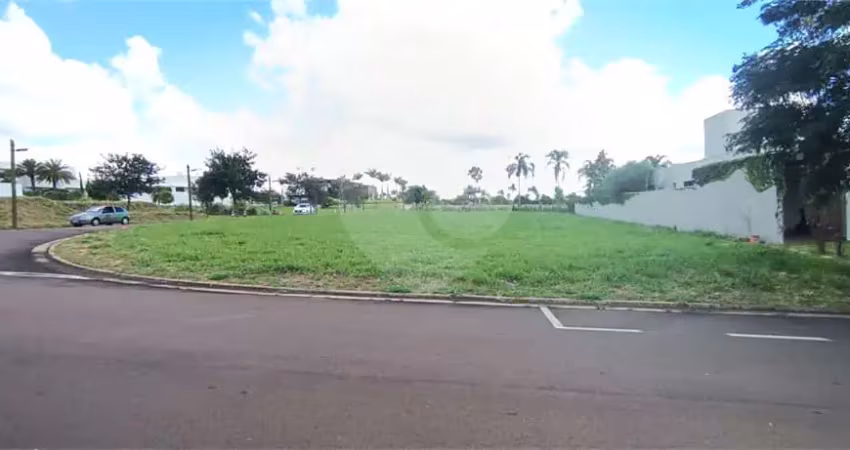 Terreno à venda na Avenida Conceição Vono Toledo Piza Fernandes, Água Vermelha, São Carlos