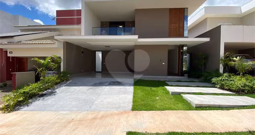 Sobrado à venda no Condomínio Parque Faber III, próximo ao Shopping Iguatemi.