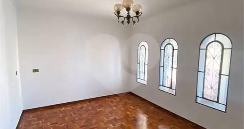 Casa térrea à venda com 3 quartos, sendo 1 suíte,  em vila morumbi, são carlos - sp