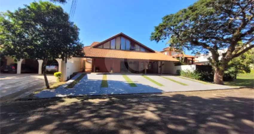 Casa  à venda com 8 quartos, sendo 3 suítes,  no condomínio parque sabará, são carlos - sp