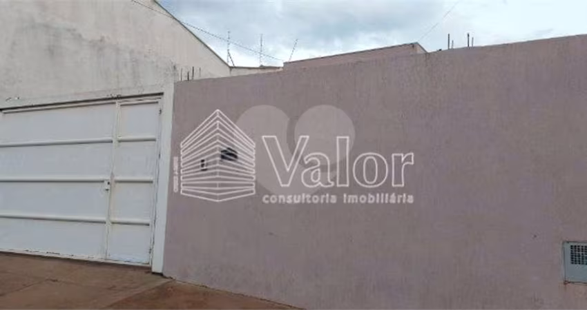 Casa térrea para locação no Recreio dos Bandeirantes.