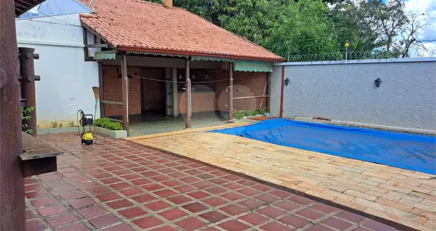 Casa térrea no Centro