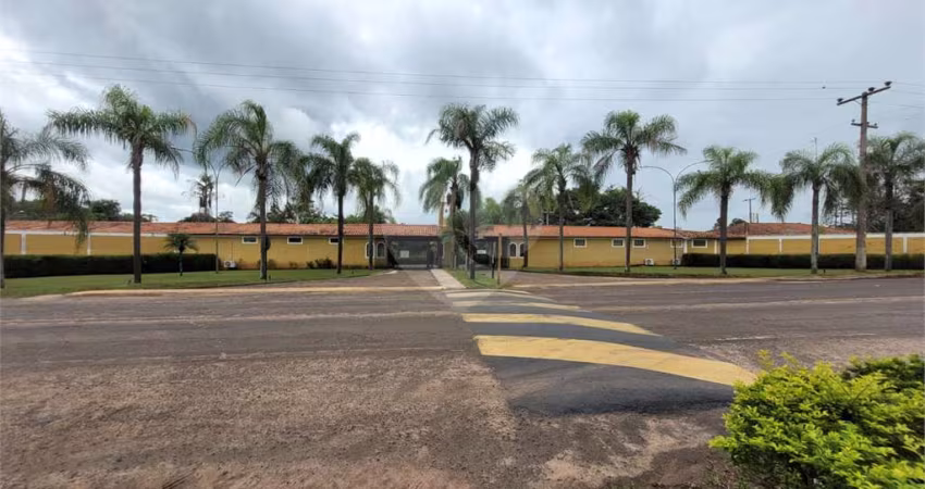 Loteamento Residencial no Condomínio Vila Pinhal do Broa.