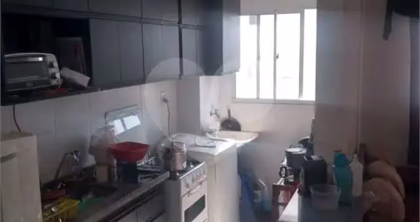 Apartamento para venda no Condomínio Residencial Parque dos Manacás